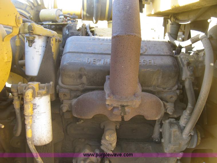 image for item J2860 1995 Vermeer T800HT trencher