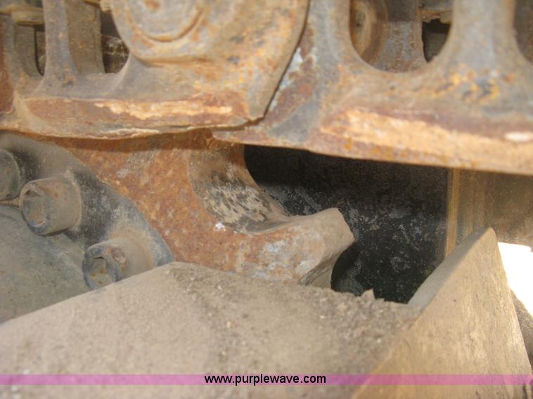 image for item J2860 1995 Vermeer T800HT trencher