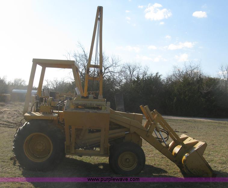 image for item J2862 Case 580B pipelayer