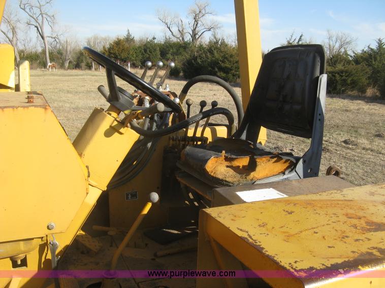 image for item J2862 Case 580B pipelayer