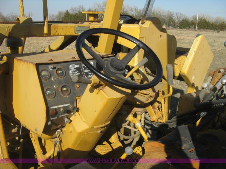 image for item J2862 Case 580B pipelayer