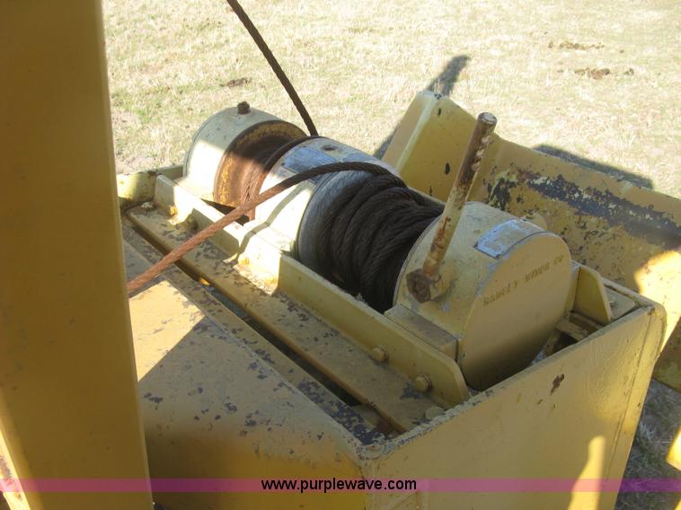 image for item J2862 Case 580B pipelayer