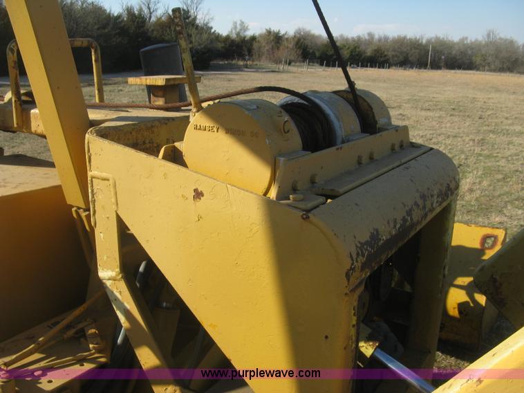 image for item J2862 Case 580B pipelayer