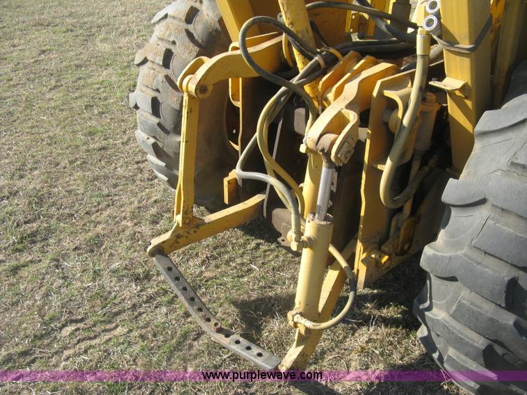 image for item J2862 Case 580B pipelayer