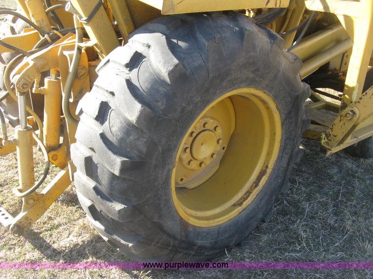 image for item J2862 Case 580B pipelayer