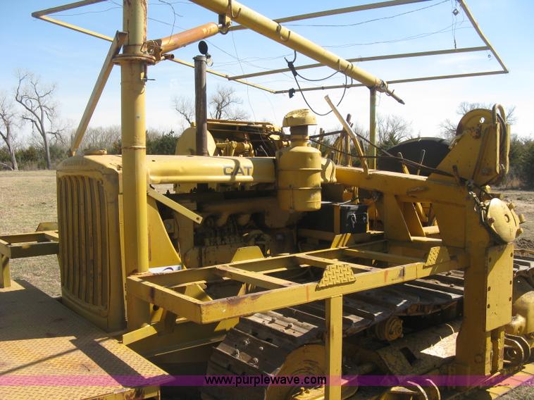 image for item J2863 Caterpillar D6 pipelayer