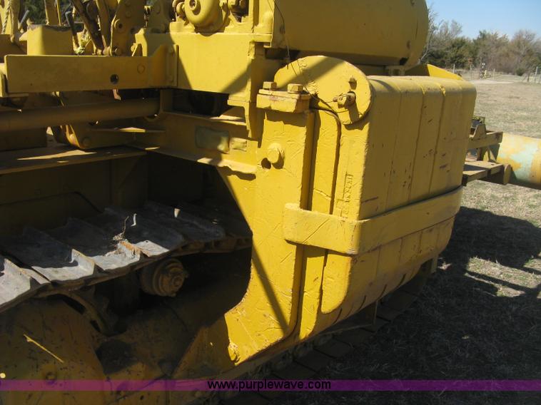 image for item J2863 Caterpillar D6 pipelayer