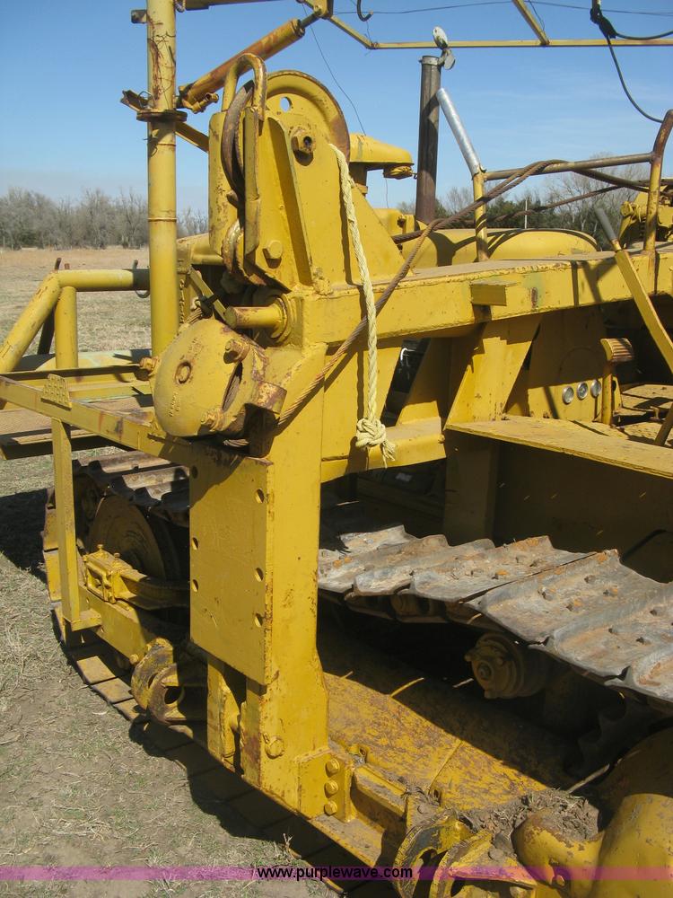 image for item J2863 Caterpillar D6 pipelayer