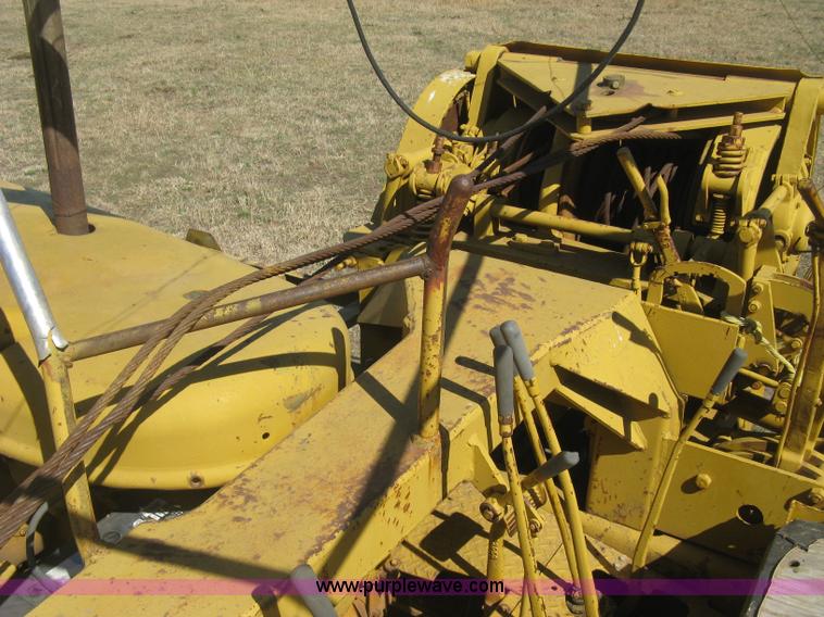 image for item J2863 Caterpillar D6 pipelayer