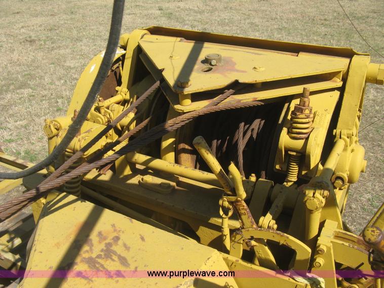 image for item J2863 Caterpillar D6 pipelayer