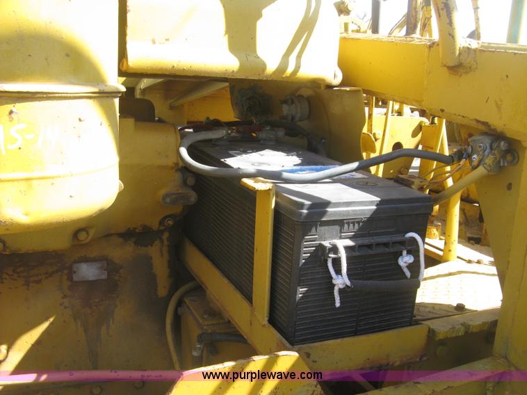 image for item J2863 Caterpillar D6 pipelayer