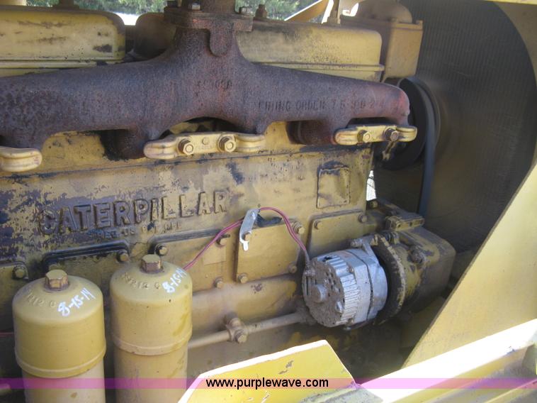 image for item J2863 Caterpillar D6 pipelayer