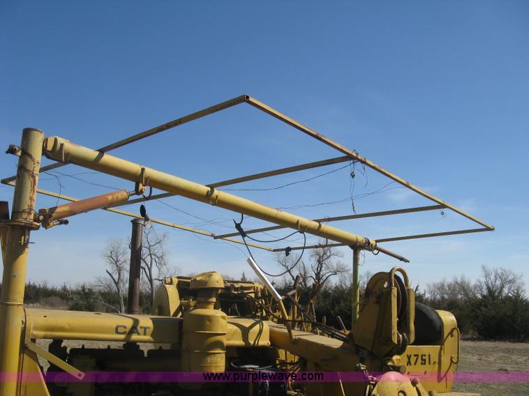 image for item J2863 Caterpillar D6 pipelayer