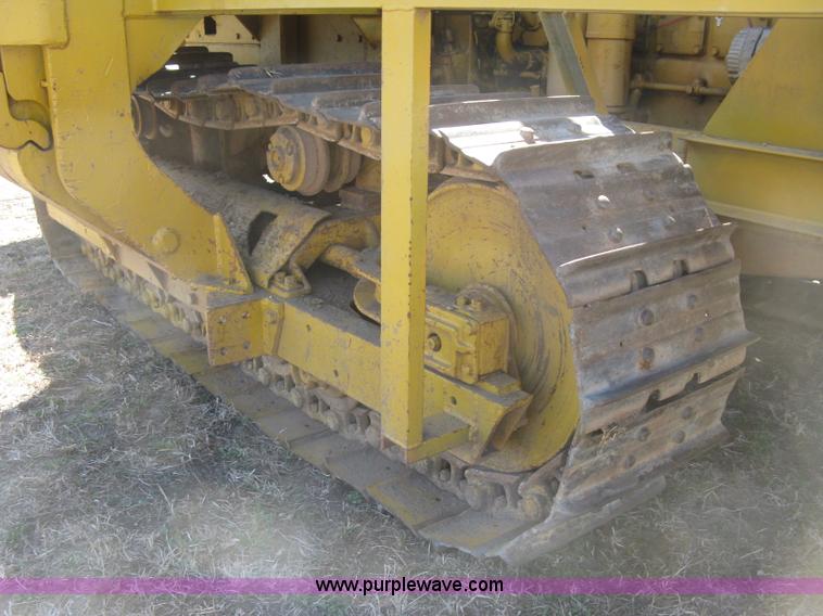 image for item J2863 Caterpillar D6 pipelayer