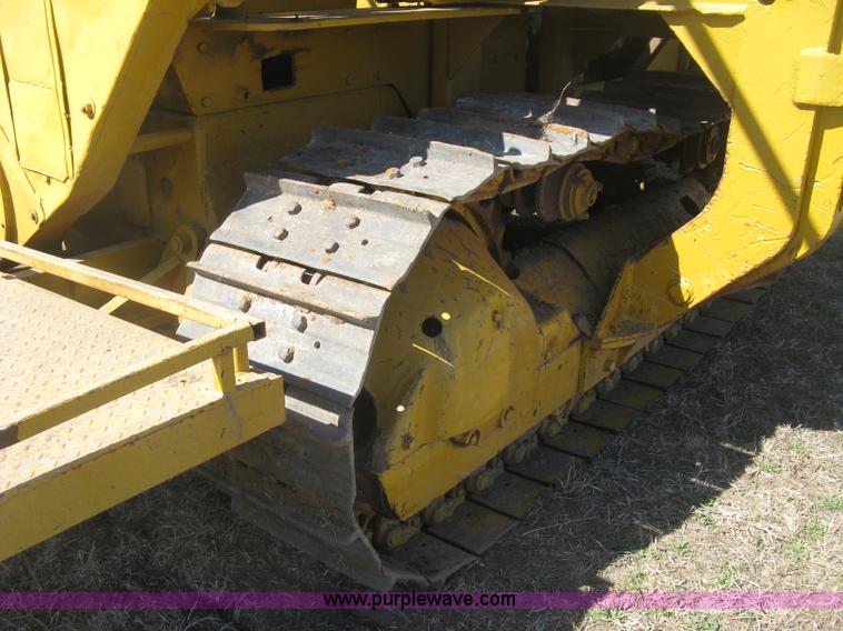 image for item J2863 Caterpillar D6 pipelayer