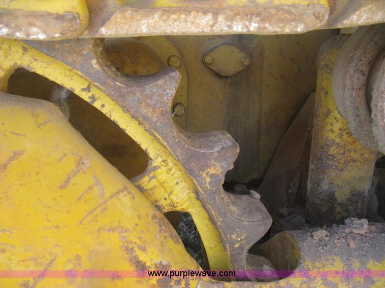 image for item J2863 Caterpillar D6 pipelayer