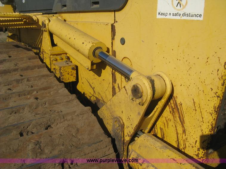 image for item J2864 2006 Komatsu D61EX-15 dozer