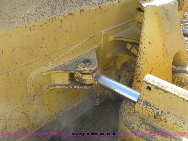 image for item J2864 2006 Komatsu D61EX-15 dozer
