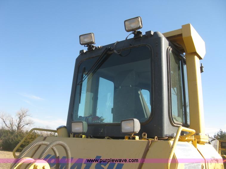 image for item J2864 2006 Komatsu D61EX-15 dozer