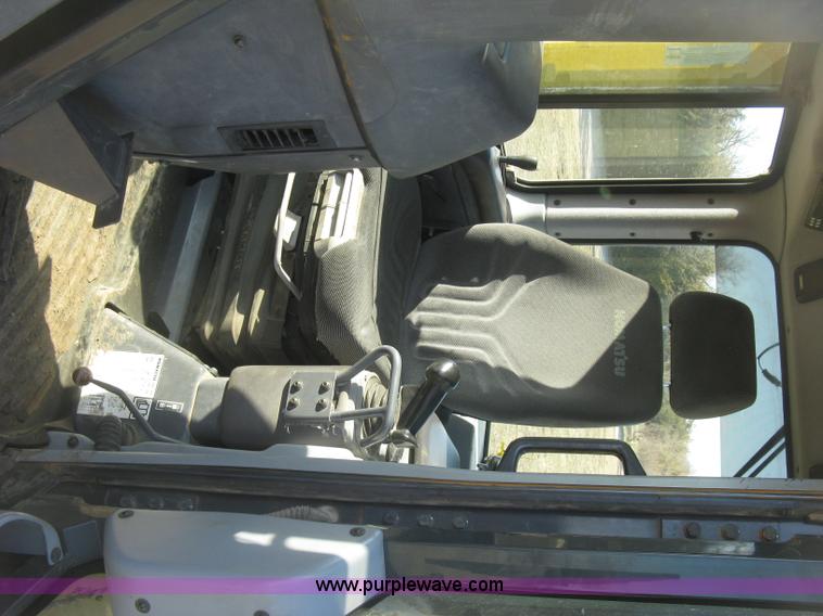 image for item J2864 2006 Komatsu D61EX-15 dozer