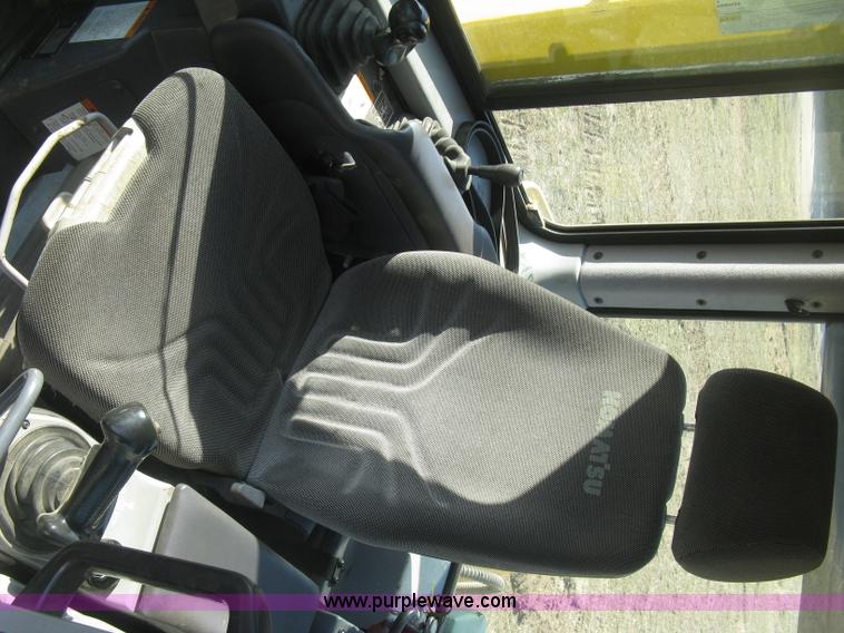 image for item J2864 2006 Komatsu D61EX-15 dozer