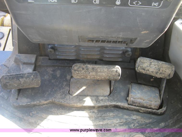 image for item J2864 2006 Komatsu D61EX-15 dozer