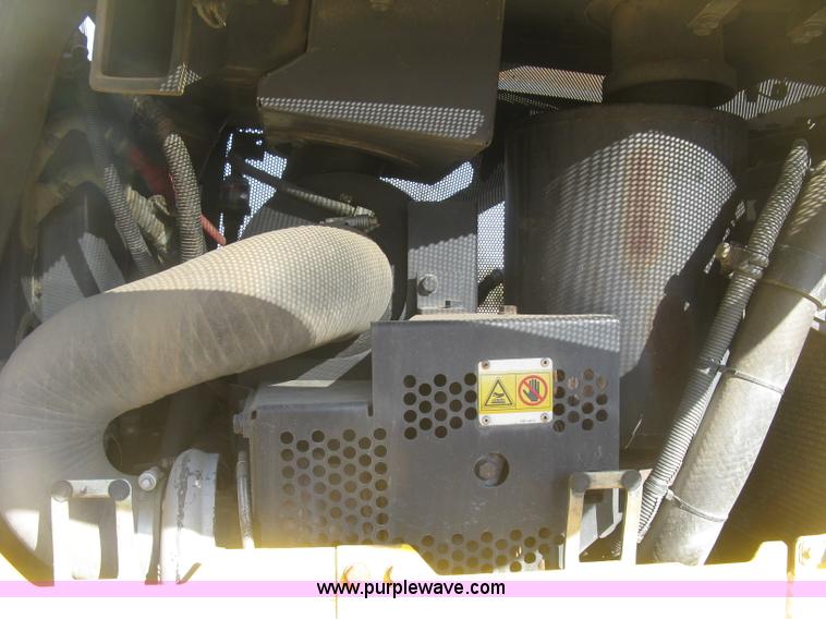 image for item J2864 2006 Komatsu D61EX-15 dozer