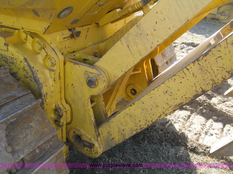 image for item J2864 2006 Komatsu D61EX-15 dozer