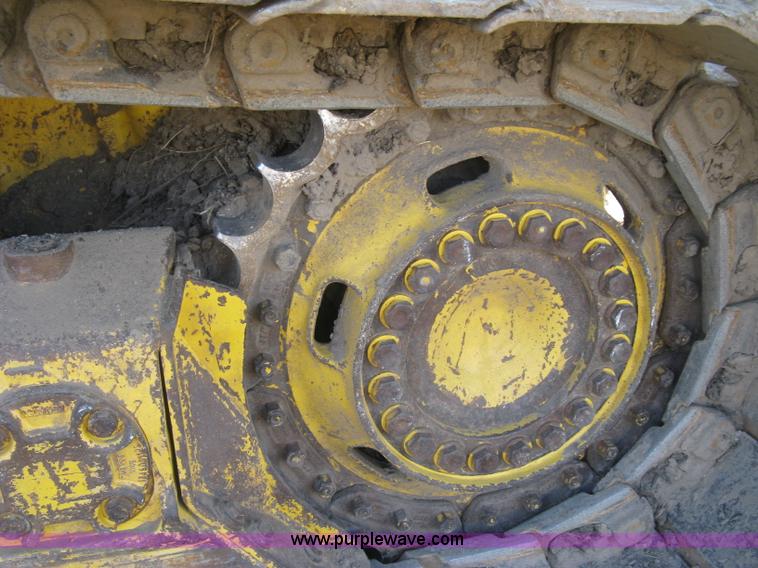 image for item J2864 2006 Komatsu D61EX-15 dozer