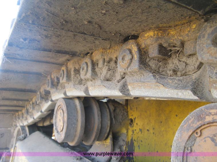 image for item J2864 2006 Komatsu D61EX-15 dozer