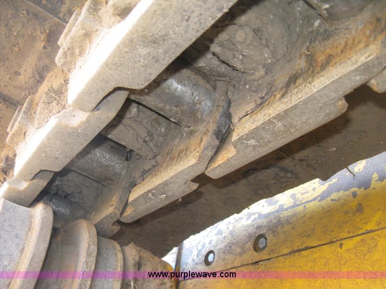 image for item J2864 2006 Komatsu D61EX-15 dozer