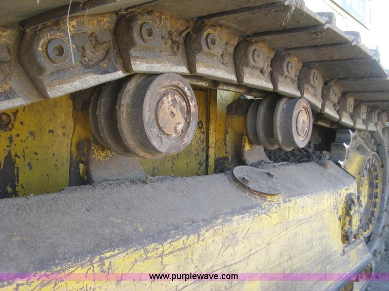 image for item J2864 2006 Komatsu D61EX-15 dozer