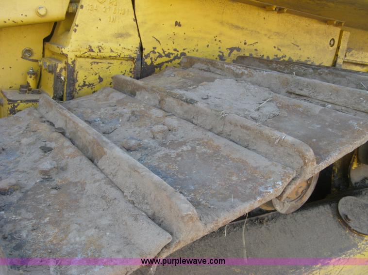 image for item J2864 2006 Komatsu D61EX-15 dozer