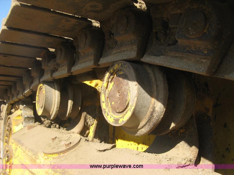 image for item J2864 2006 Komatsu D61EX-15 dozer