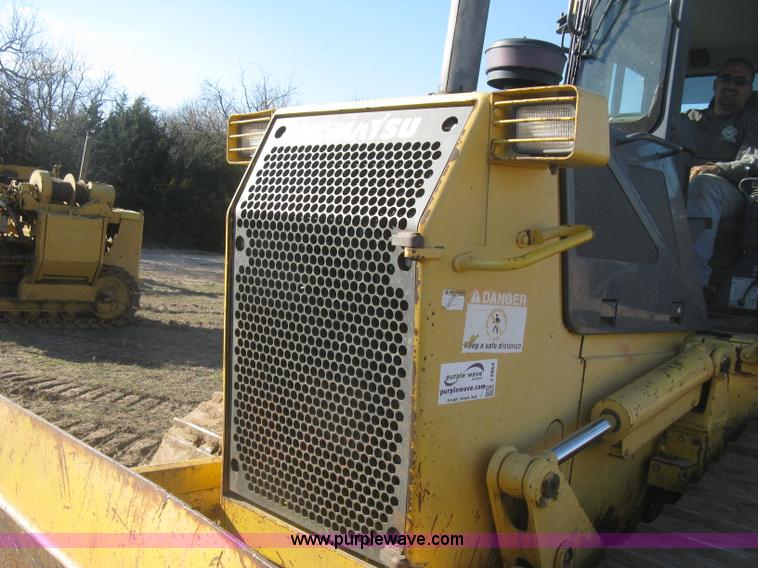 image for item J2864 2006 Komatsu D61EX-15 dozer