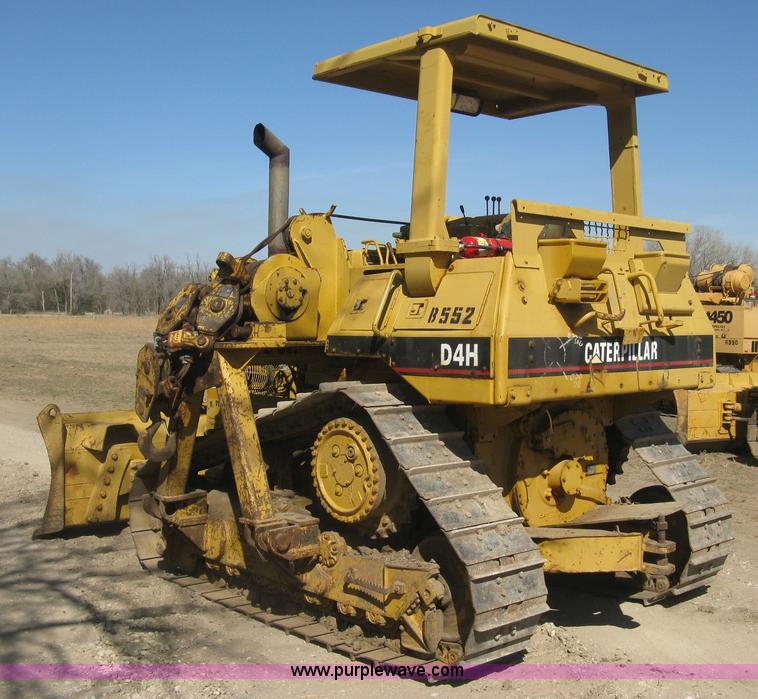 image for item J2865 Caterpillar D4H pipelayer