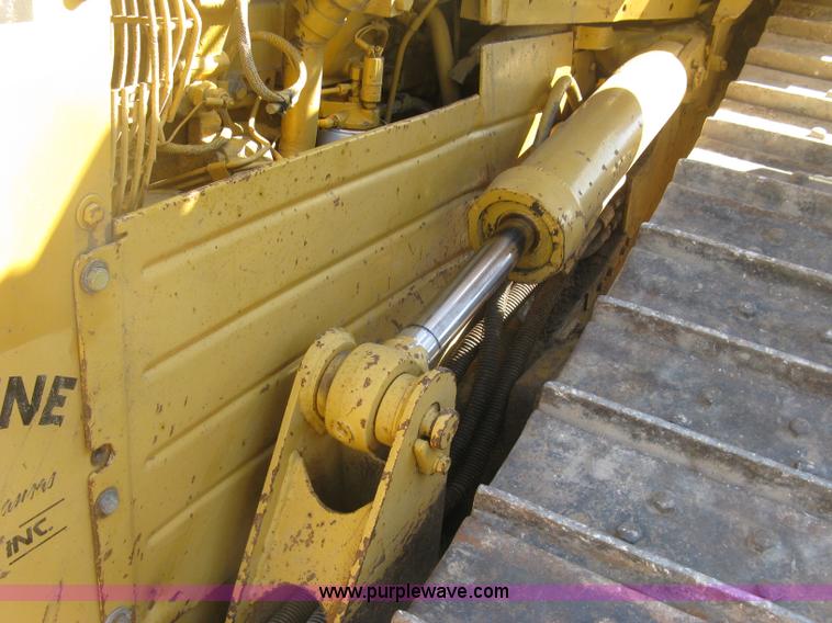 image for item J2865 Caterpillar D4H pipelayer