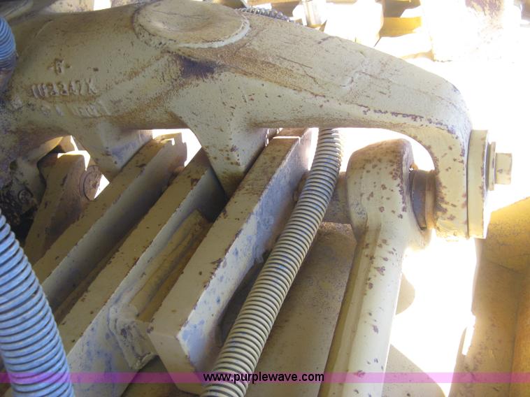 image for item J2865 Caterpillar D4H pipelayer