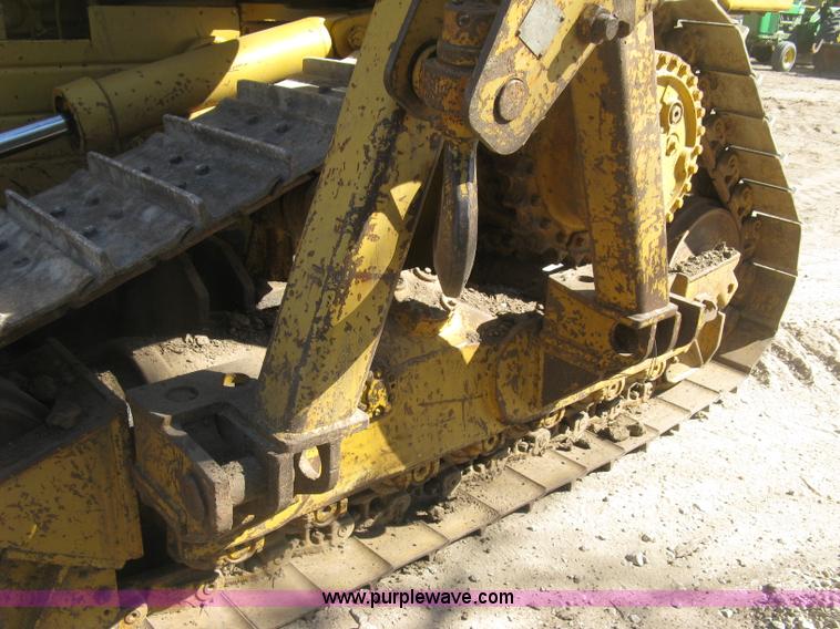 image for item J2865 Caterpillar D4H pipelayer