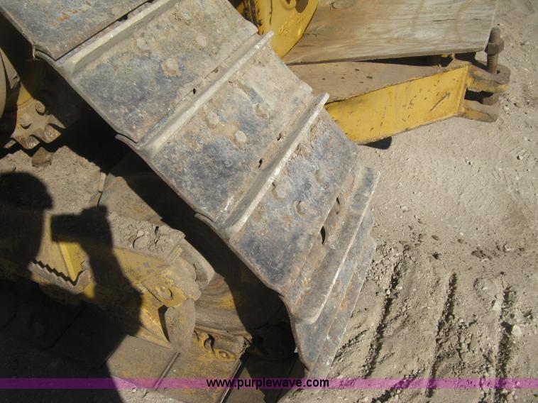 image for item J2865 Caterpillar D4H pipelayer