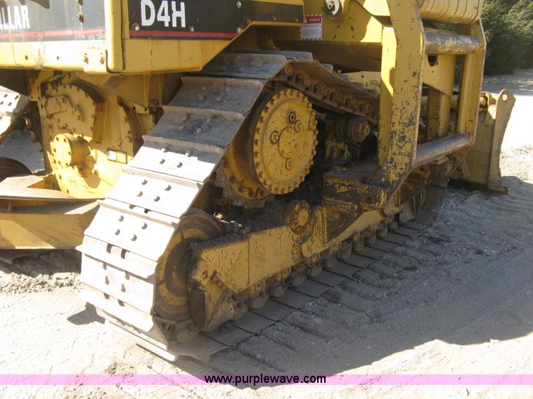image for item J2865 Caterpillar D4H pipelayer