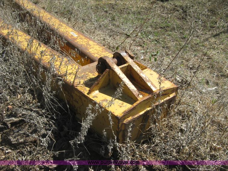 image for item J2865 Caterpillar D4H pipelayer