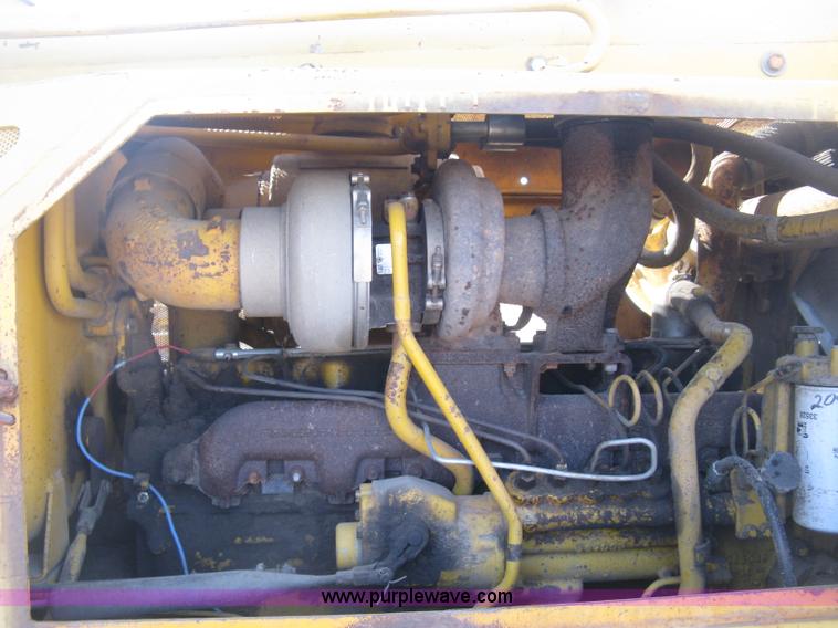 image for item J2866 1972 Caterpillar D6C dozer