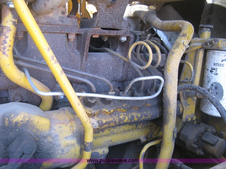 image for item J2866 1972 Caterpillar D6C dozer