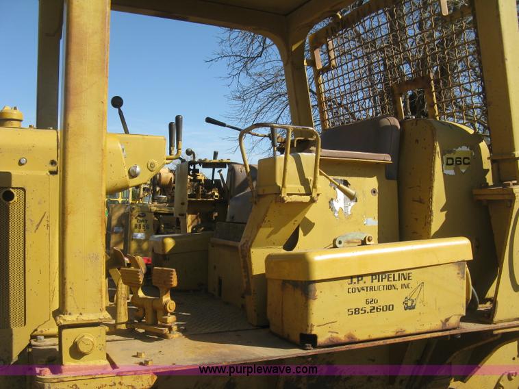 image for item J2866 1972 Caterpillar D6C dozer