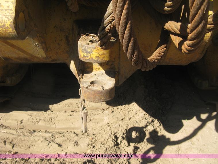 image for item J2866 1972 Caterpillar D6C dozer