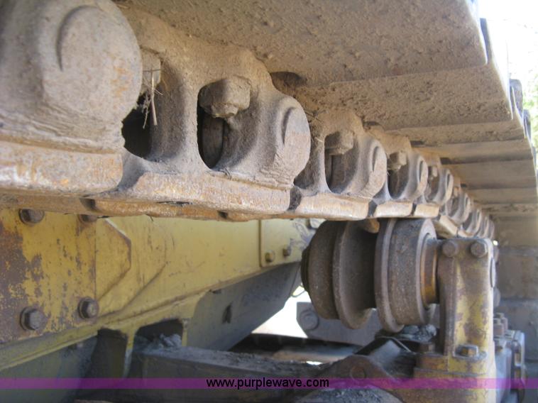 image for item J2866 1972 Caterpillar D6C dozer