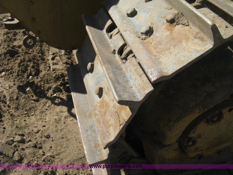 image for item J2866 1972 Caterpillar D6C dozer
