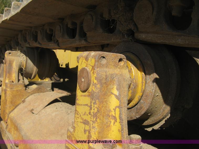 image for item J2866 1972 Caterpillar D6C dozer