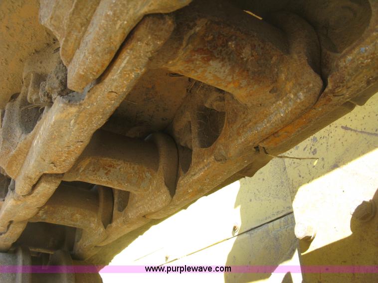 image for item J2866 1972 Caterpillar D6C dozer